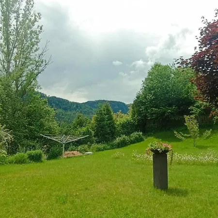 Haus Pieschl 아파트 *