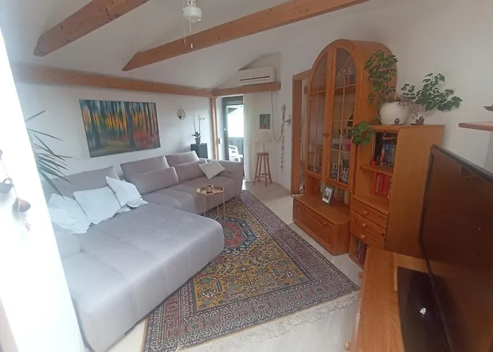 Apartment Haus Pieschl *